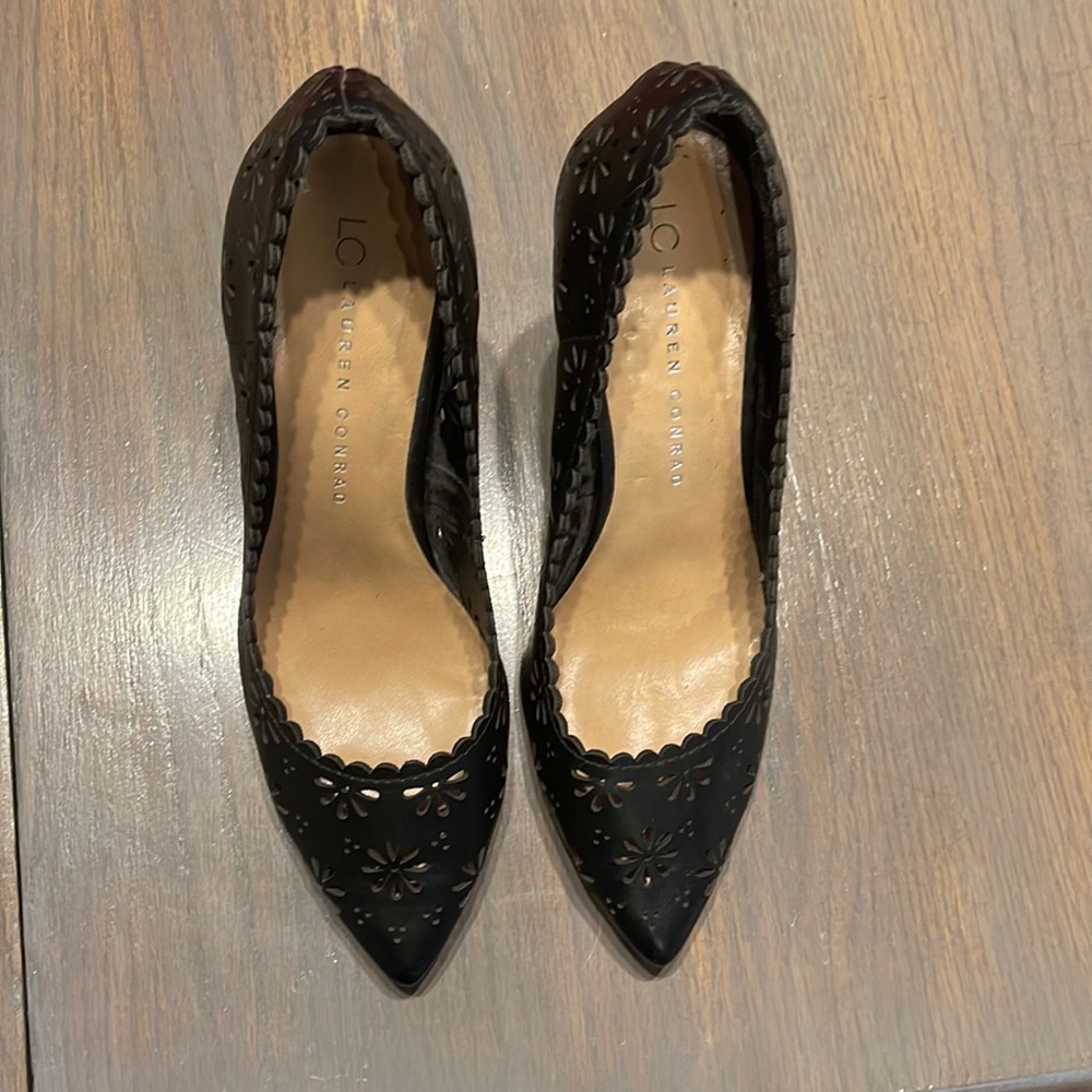 Black pointed toe heels